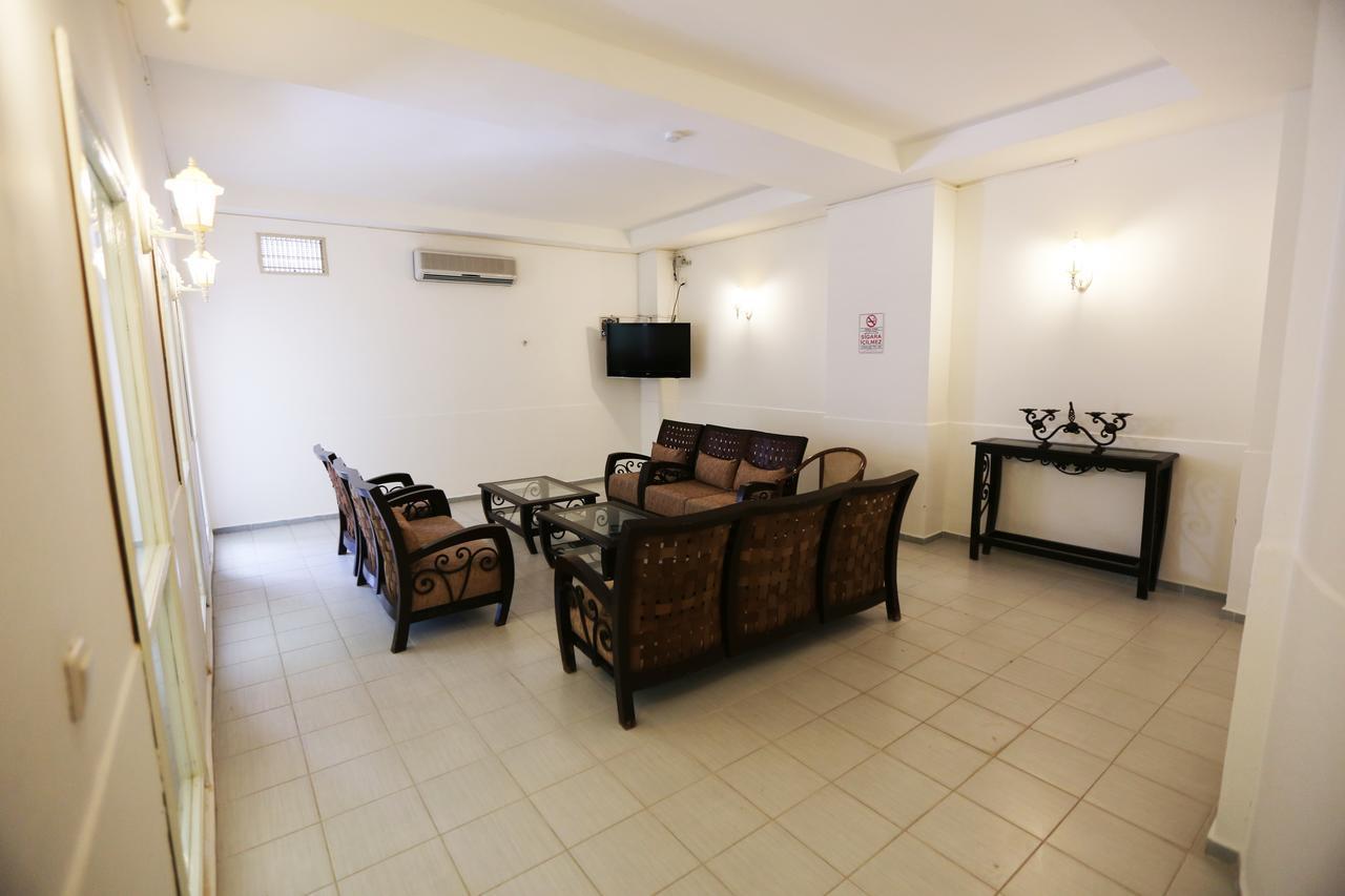 Izer Hotel Beach Club Торба Экстерьер фото